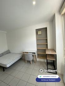 Квартира за оренду для 540 EUR на місяць у Rennes, Rue Barthélemy Pocquet