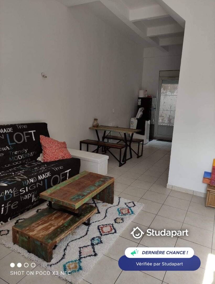 WG-Zimmer zu mieten für 350 € pro Monat in Béziers, Avenue du 22 Août 1944