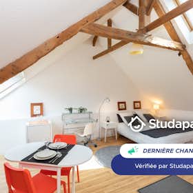 Квартира за оренду для 800 EUR на місяць у Chantepie, Lieu-dit Les Logettes