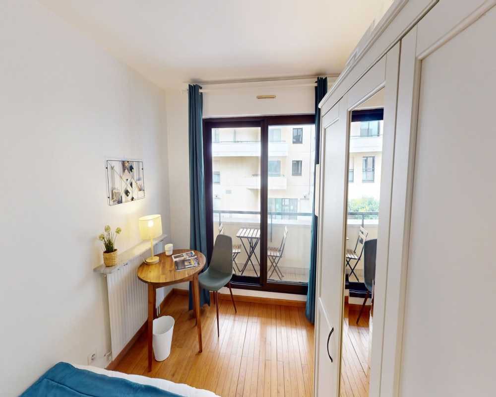 Chambre privée à louer pour 900 €/mois à Levallois-Perret, Place Georges Pompidou