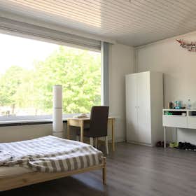 Privat rum att hyra för 695 € i månaden i The Hague, Groenteweg