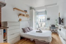 Monolocale in affitto a 890 € al mese a Paris, Avenue du Président Kennedy