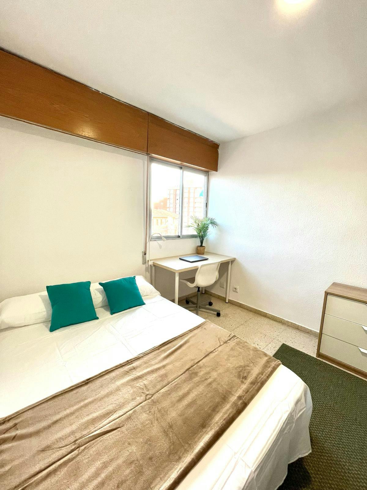 Calle Córdoba, Murcia preview