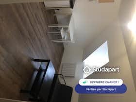 Appartement te huur voor € 540 per maand in Belfort, Avenue Jean Jaurès