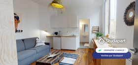 Apartamento para alugar por € 669 por mês em Bordeaux, Rue Bergeret