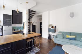 公寓 正在以 €1,099 的月租出租，其位于 Bordeaux, Rue Contrescarpe