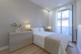 Private room for rent for €850 per month in Madrid, Calle Marqués de Urquijo