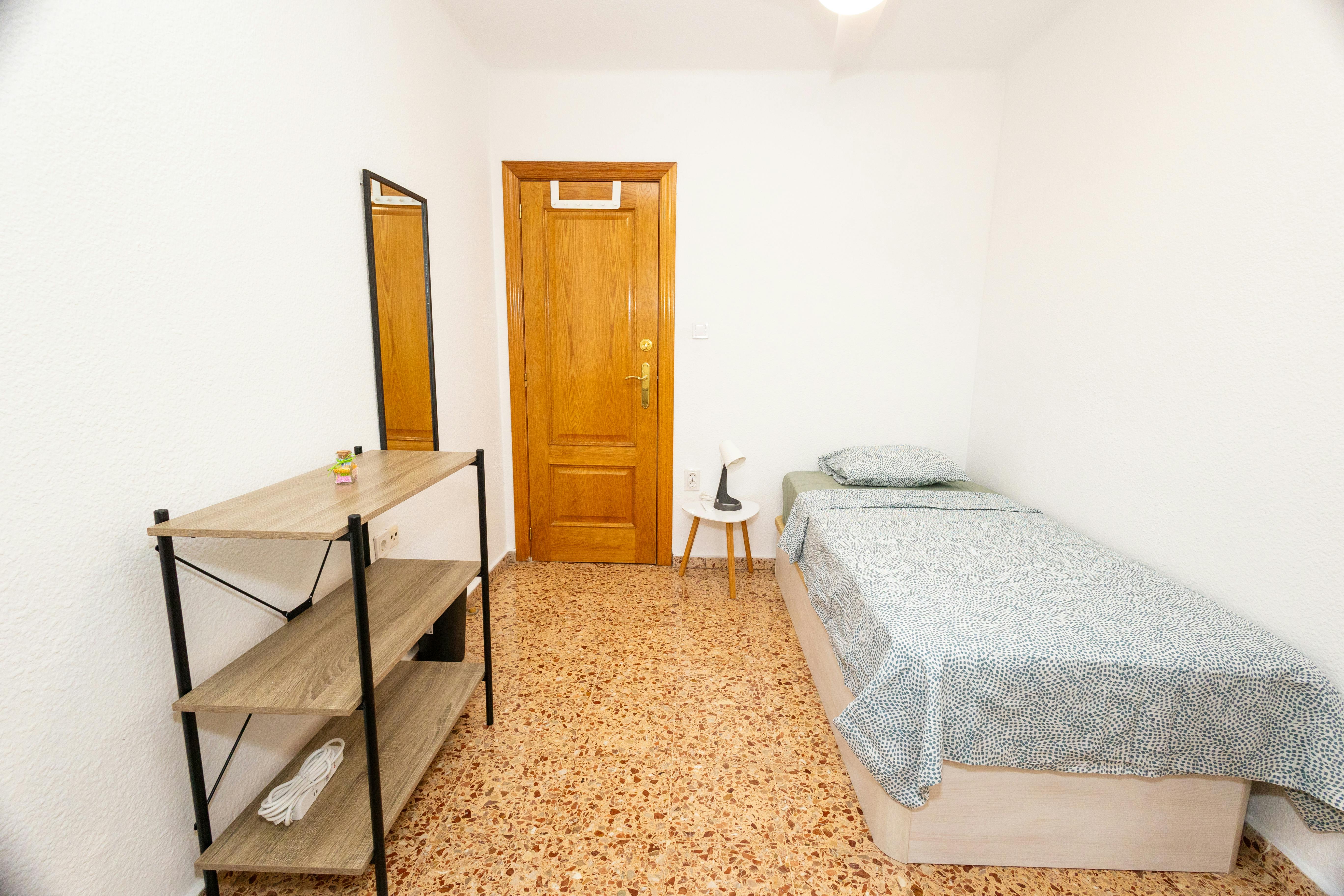 Apartment Valencia, 90m² — photo 1