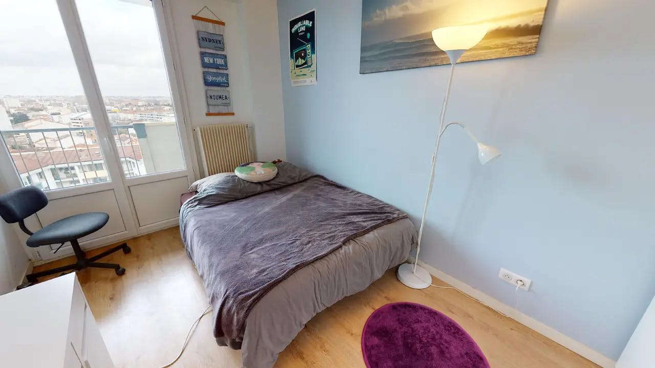 Private room in Boulevard de Larramet, Toulouse (1512028) room image 2