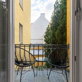 Private room for rent for €1,150 per month in Munich, Deisenhofener Straße