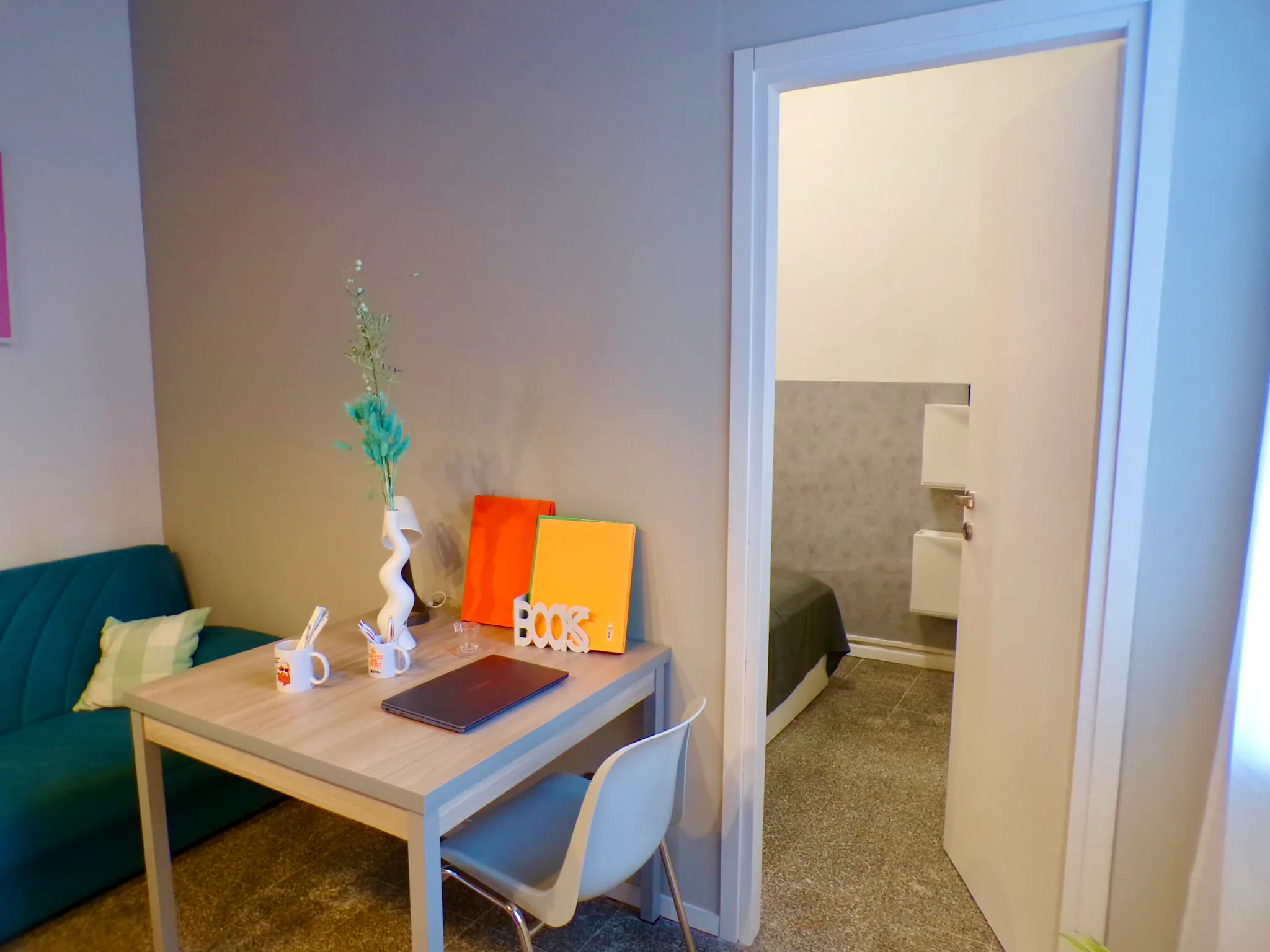 Private room in Via Santissima Annunziata, Bologna 2