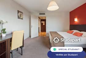 Private room for rent for €720 per month in Gaillard, Rue de Genève