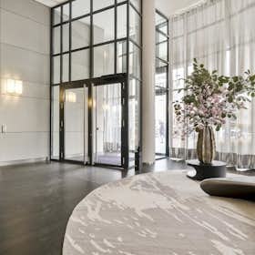 单间公寓 正在以 €720 的月租出租，其位于 Amsterdam, Van Leijenberghlaan