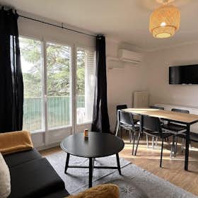 Habitación privada en alquiler por 405 € al mes en Bron, Rue Pétetin