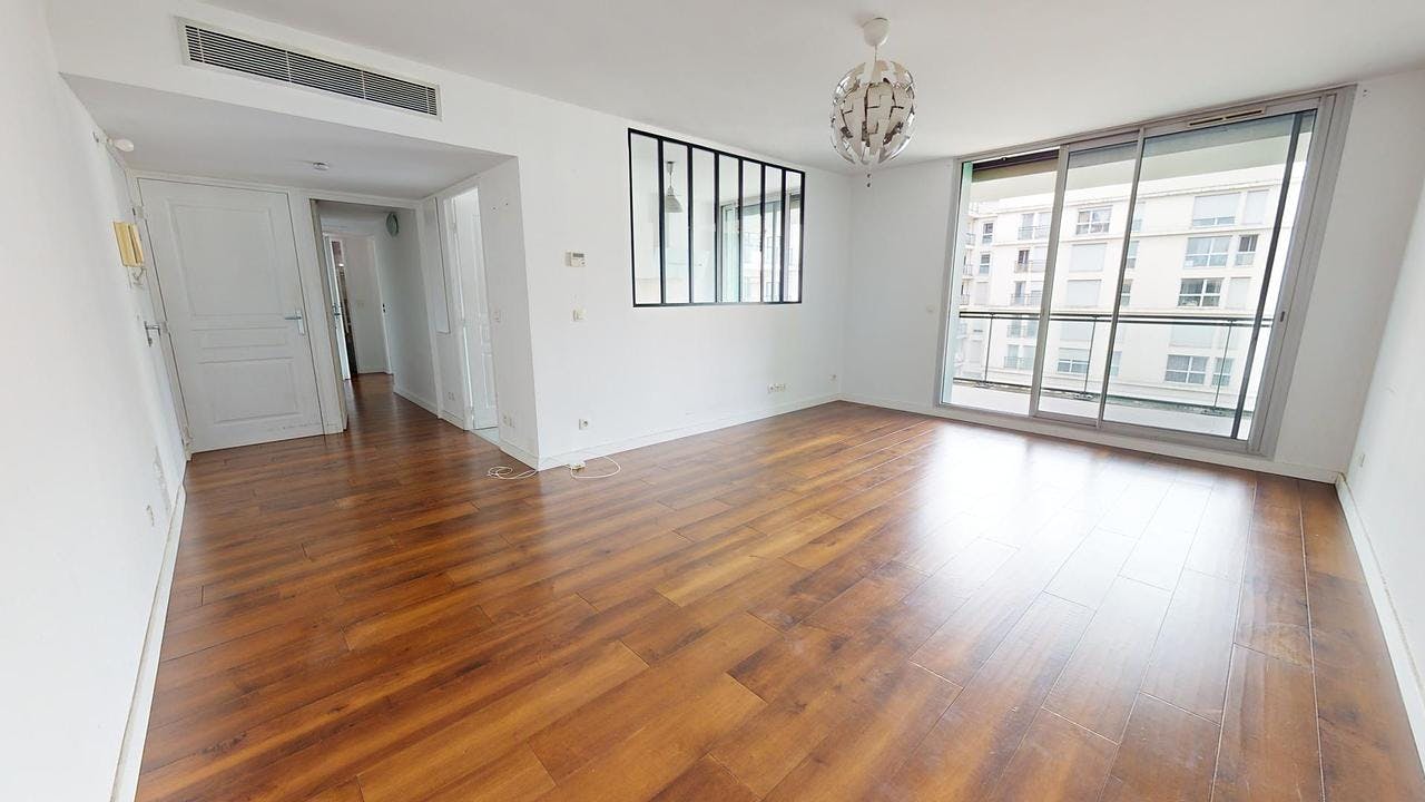 Apartment for rent on Rue Victor Lagrange, Lyon