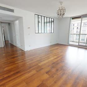 Lägenhet att hyra för 1 240 € i månaden i Lyon, Rue Victor Lagrange