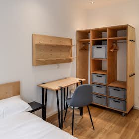Pokój prywatny do wynajęcia za 905 € miesięcznie w mieście Munich, Schmied-Kochel-Straße