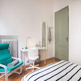 Private room for rent for €535 per month in Turin, Via Stefano Clemente