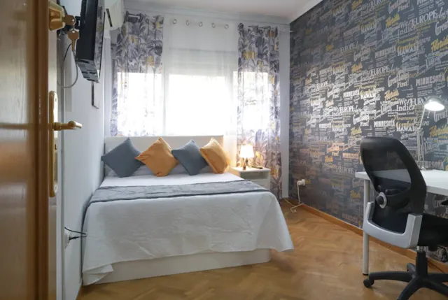 Private room in Bulevar de Indalecio Prieto, Madrid (1512157) room image 1