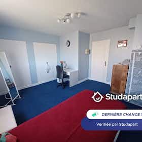 Privé kamer te huur voor € 400 per maand in Évreux, Rue d'Hardencourt