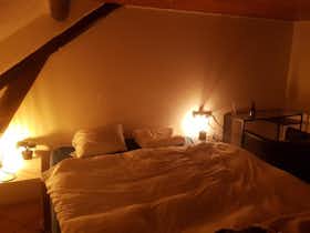 Privé kamer te huur voor € 850 per maand in Esch-sur-Alzette, Rue du Brill