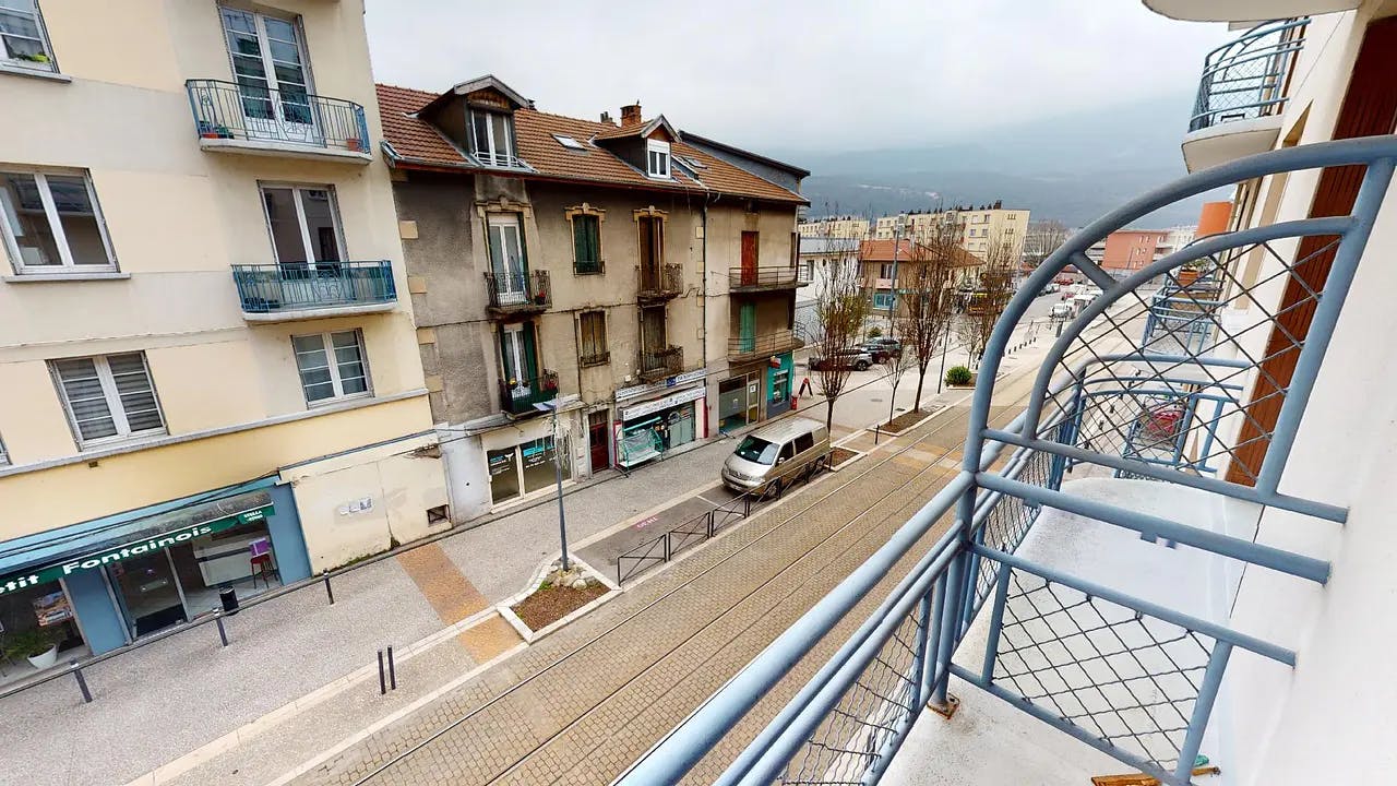 Avenue Aristide Briand, Fontaine preview