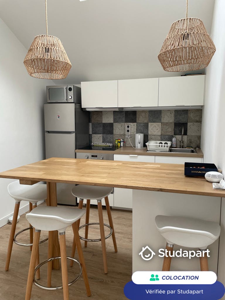 Private room for rent for €560 per month in Dijon, Rue des Buttes