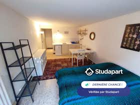 Appartamento in affitto a 450 € al mese a La Garde, Impasse du Fort Sainte-Marguerite