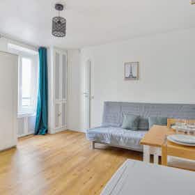 单间公寓 正在以 €1,040 的月租出租，其位于 Paris, Rue de la Croix-Nivert