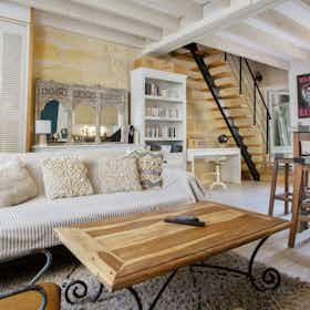 Appartamento in affitto a 1.216 € al mese a Bordeaux, Rue Giner de los Rios
