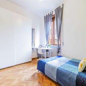 Private room for rent for €825 per month in Bologna, Via Milazzo