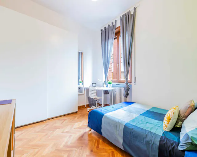 Private room in Via Milazzo, Bologna (1512425) room image 2