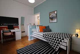 Privé kamer te huur voor € 450 per maand in Modena, Via Emilia Ovest