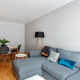 Appartement te huur voor € 1.966 per maand in Paris, Rue Archereau