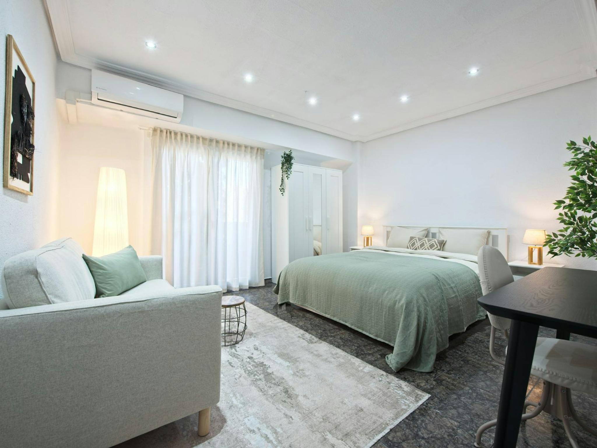 Avenida de Ausiàs March, Valencia preview