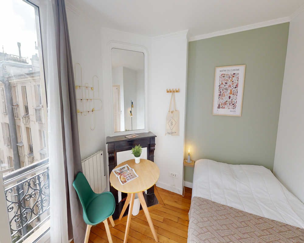 Private room in Rue des Cloys, Paris (1512600) room image 1