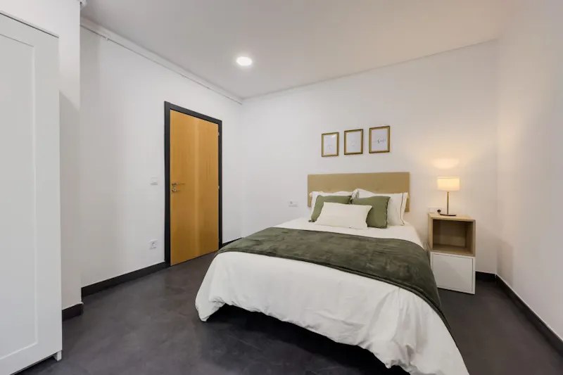 22 Doctor Roux Street, Barcelona - in Barcelona
