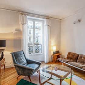 Apartamento en alquiler por 1600 € al mes en Paris, Avenue de Saint-Ouen