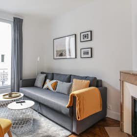 Appartement te huur voor € 950 per maand in Paris, Rue Béranger