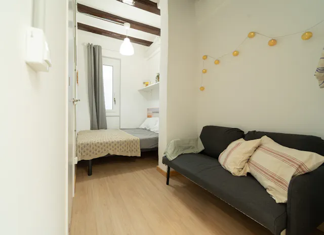 Private room in Carrer de la Lluna, Barcelona (1512821) room image 2