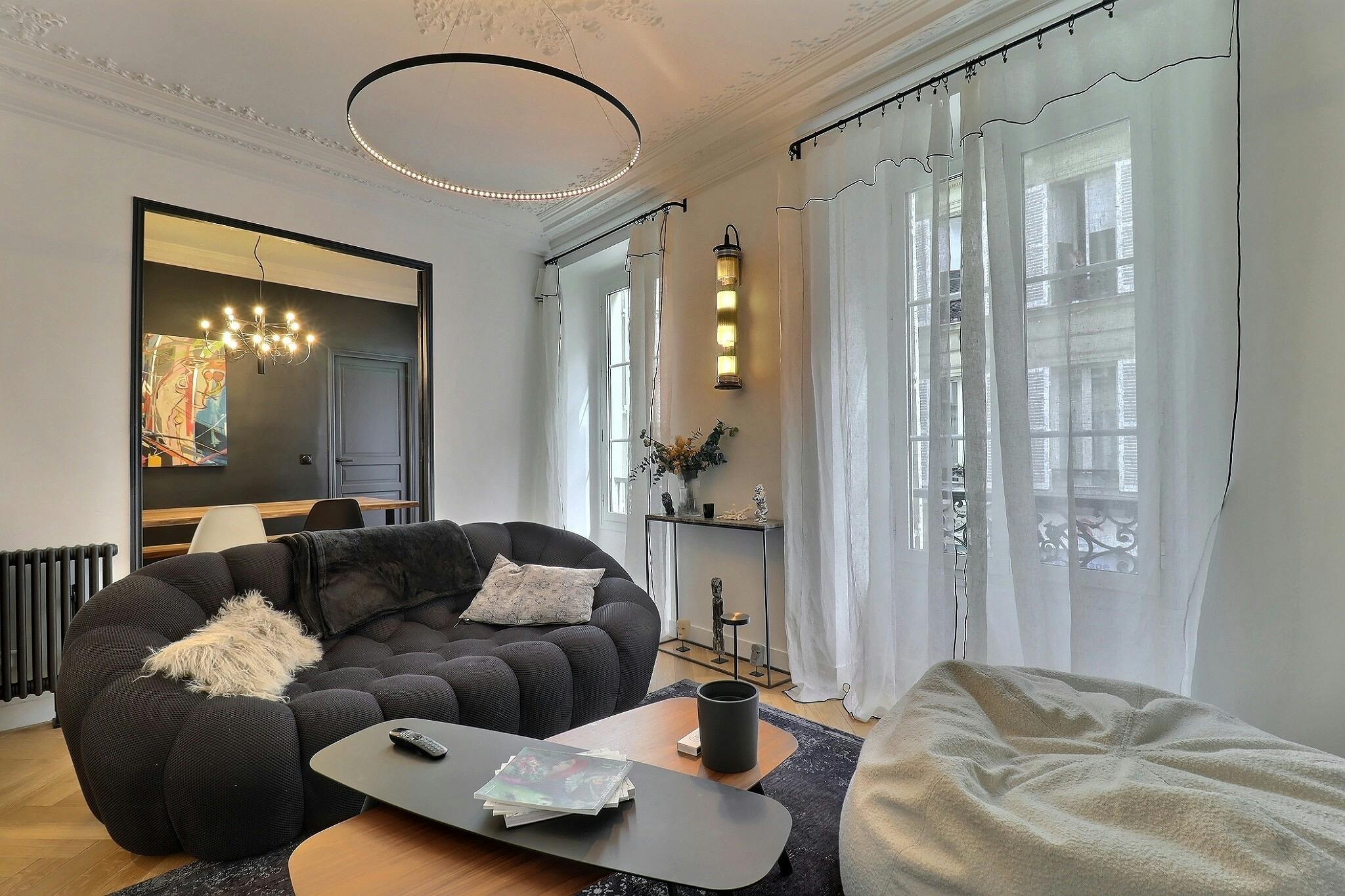 Rue de Fleurus, Paris preview