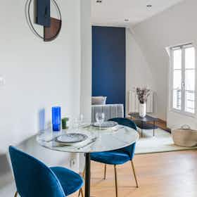 Apartment for rent for €1,650 per month in Paris, Rue des Ternes