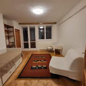 Apartment for rent for HUF 217,473 per month in Budapest, Költő utca