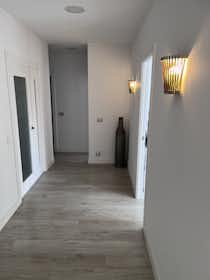 Отдельная комната сдается в аренду за 570 € в месяц в Getxo, Kresaltzu kalea