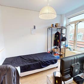 Appartement à louer pour 380 €/mois à Roubaix, Rue du Bois