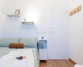Private room for rent for €495 per month in Turin, Via Frejus