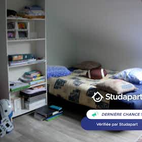 Appartement te huur voor € 410 per maand in Le Havre, Rue du Maréchal Gallieni