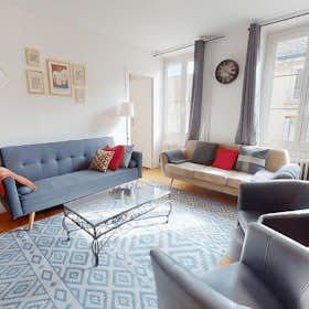 Privé kamer te huur voor € 340 per maand in Saint-Étienne, Rue Dervieux