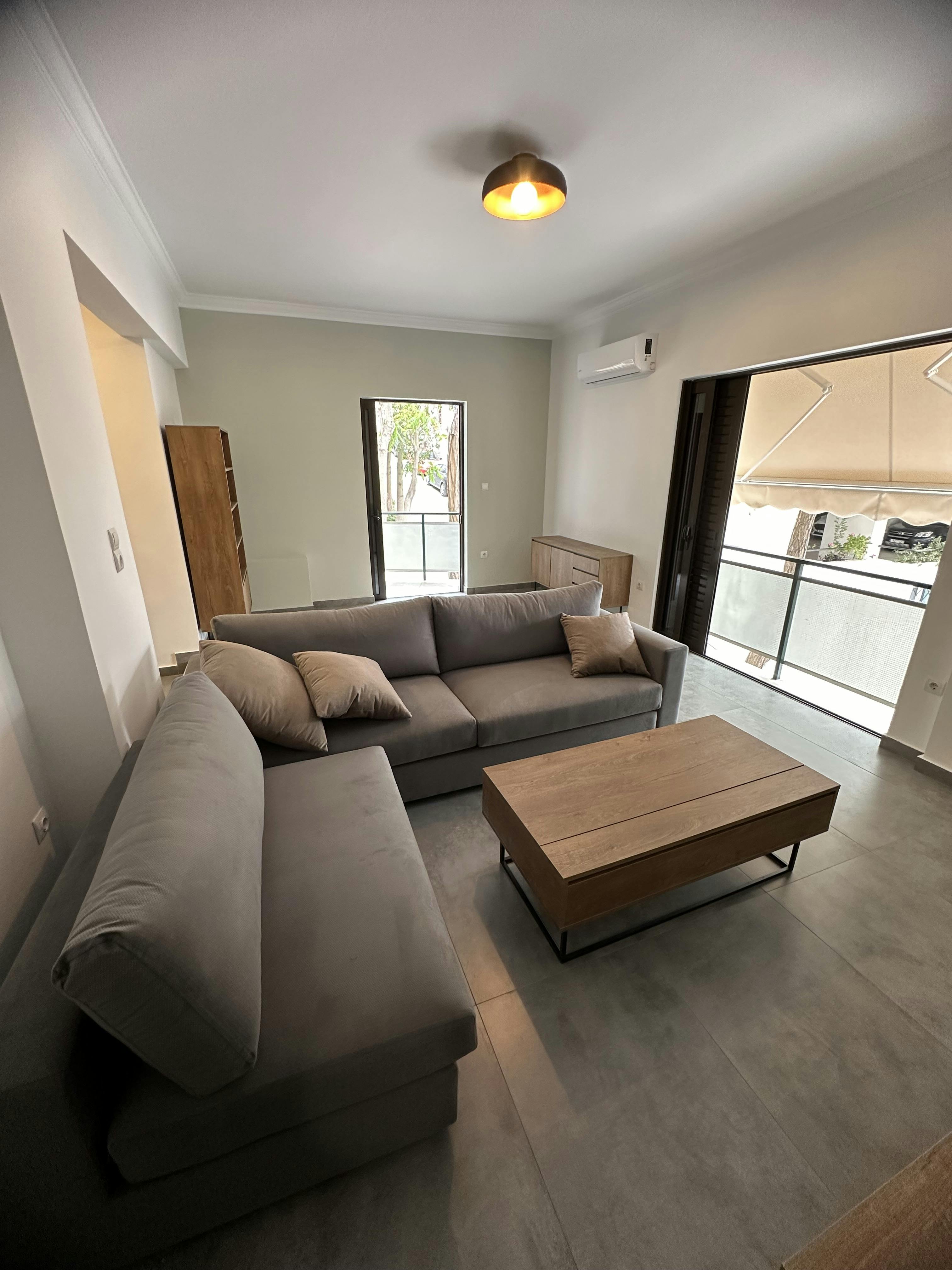 Lori K., Athens preview