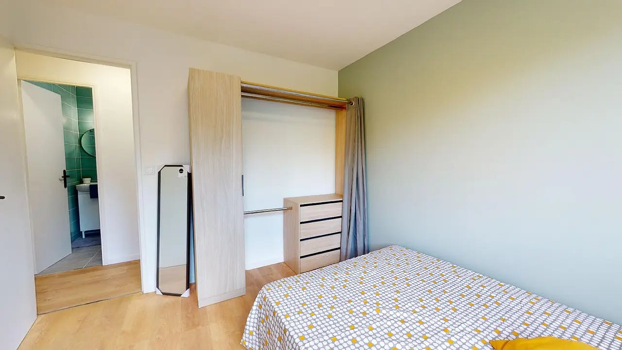 Rue de Saint-Cyr, Lyon preview